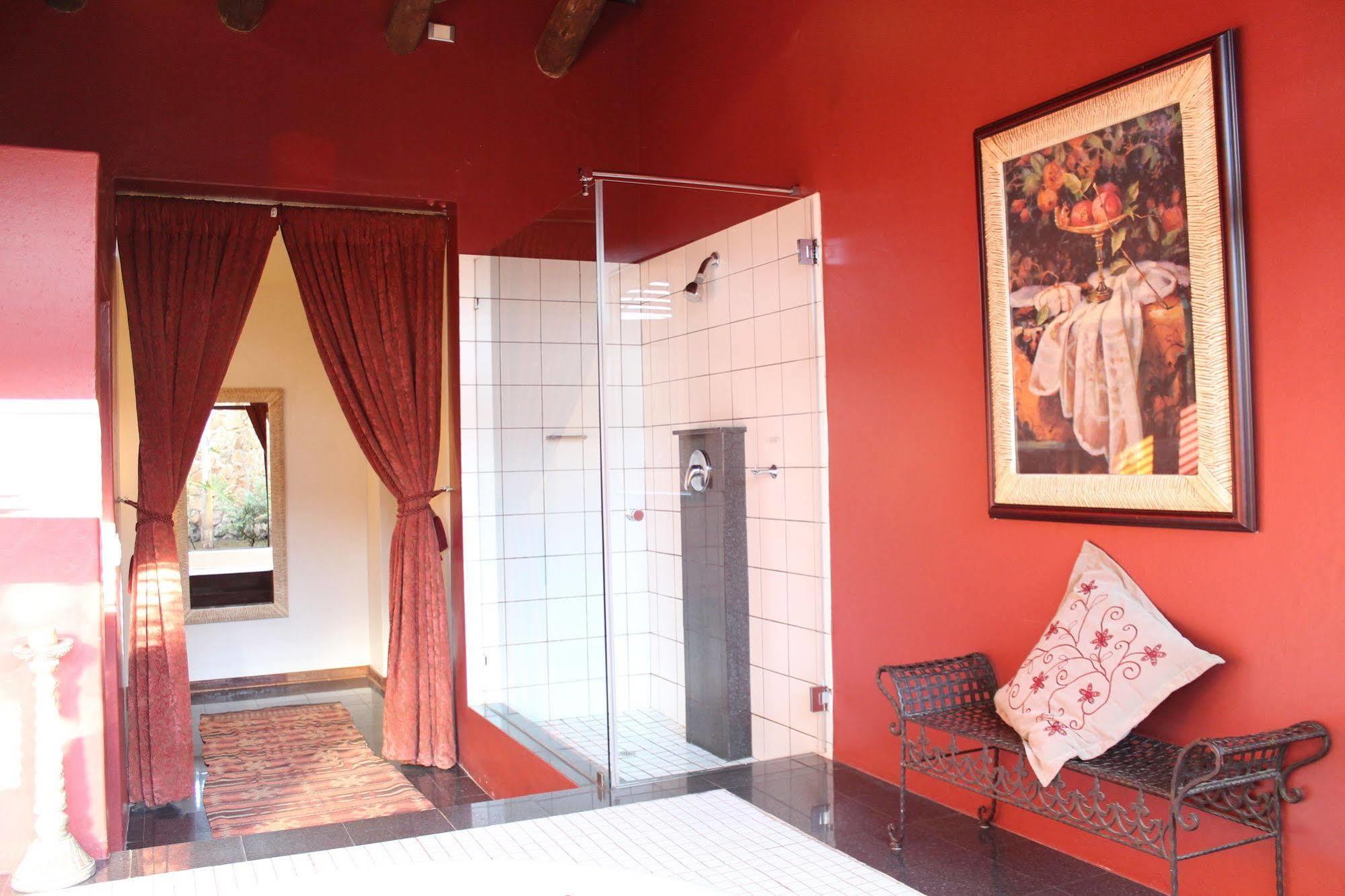 Lombardy Boutique Hotel & Conference Venue Pretoria-Noord Zewnętrze zdjęcie