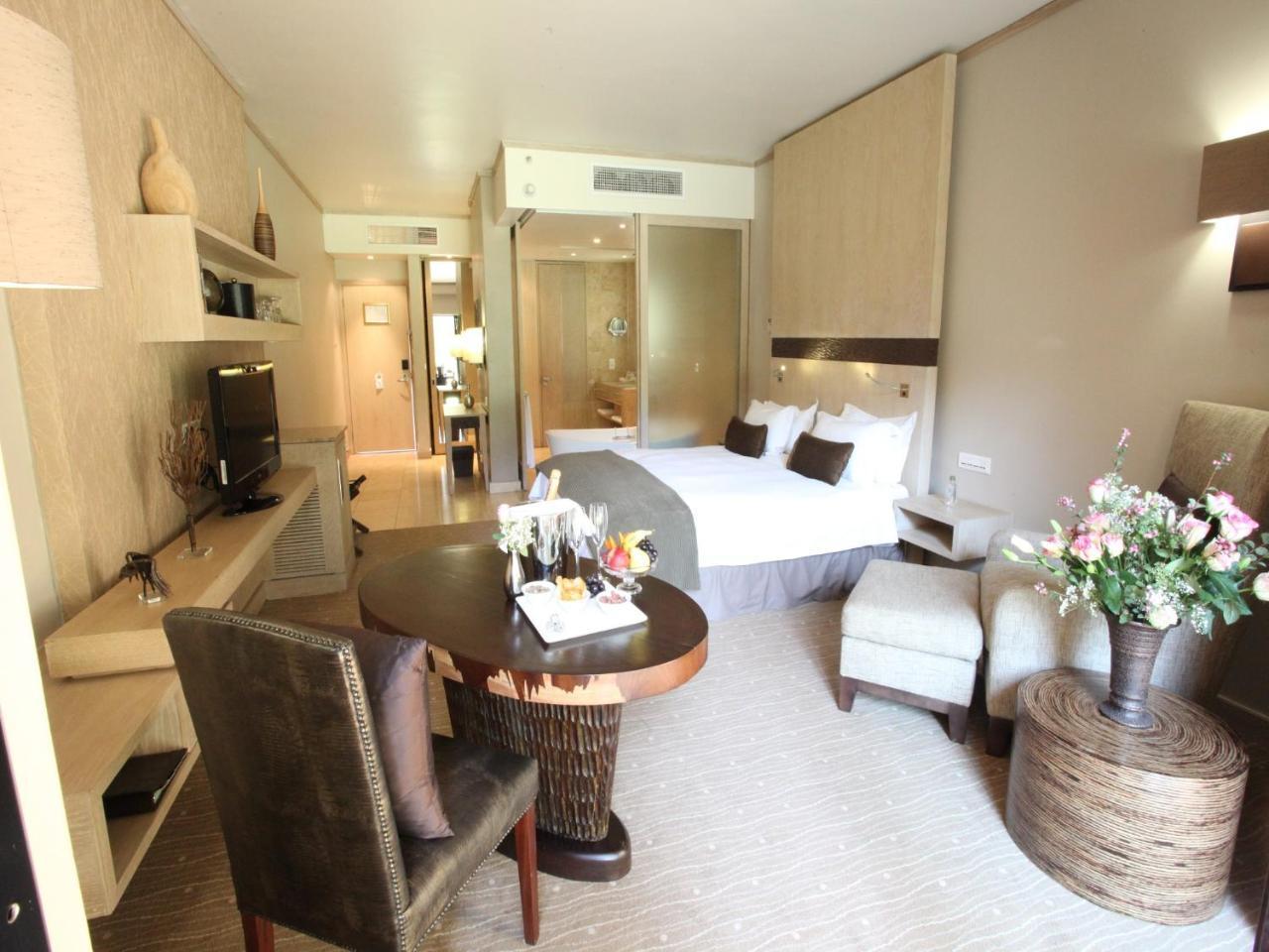 Lombardy Boutique Hotel & Conference Venue Pretoria-Noord Zewnętrze zdjęcie